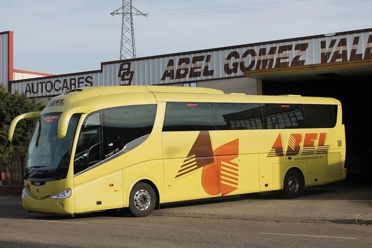 Autocares Pobes foto 3