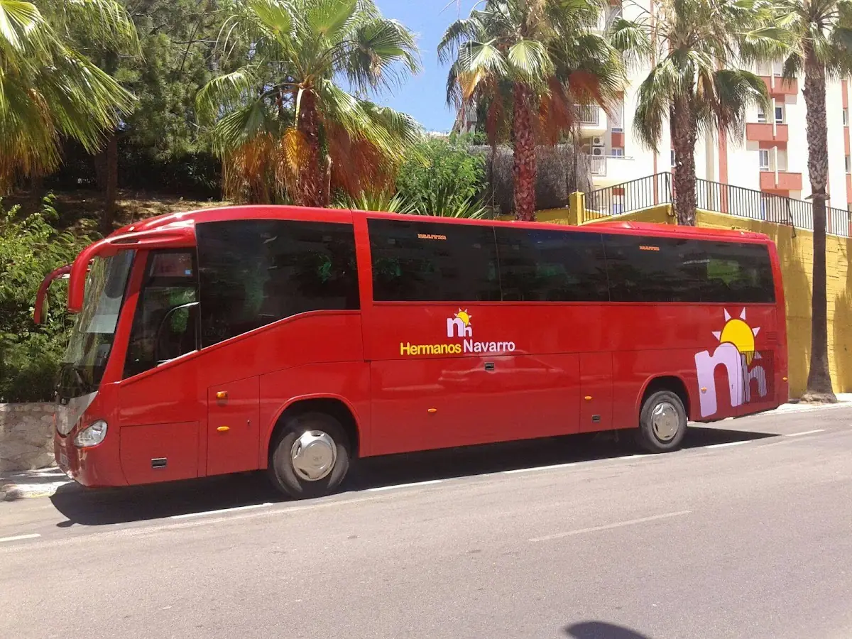 Autobuses Hermanos Navarro foto 2