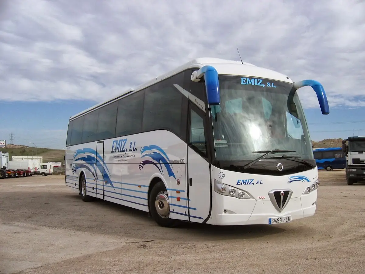 Autocares EMIZ foto 2