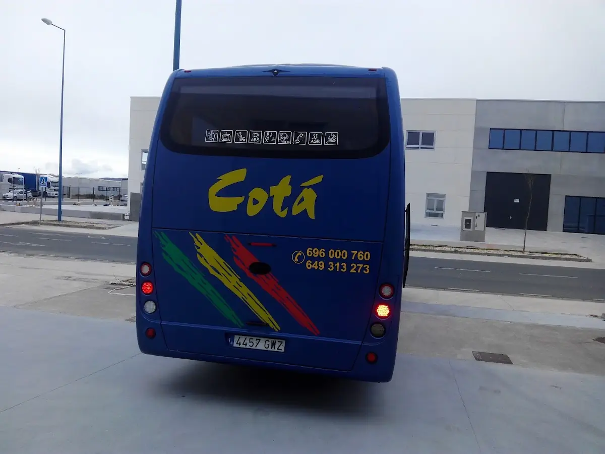 Autocares Cotá foto 2