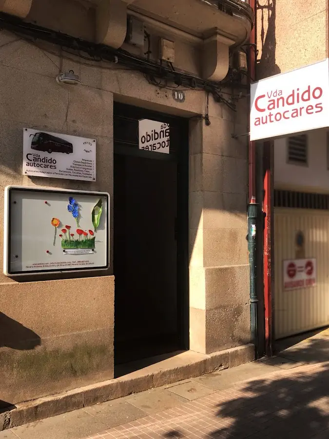 Autocares Vda. de Cándido S.L. foto 2
