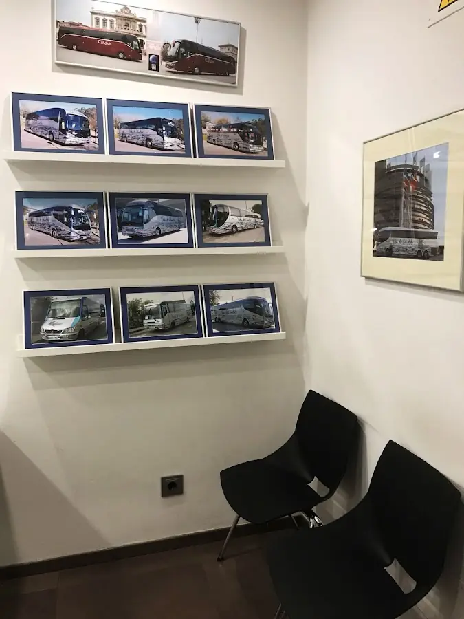 Autocares Vda. de Cándido S.L. foto 3