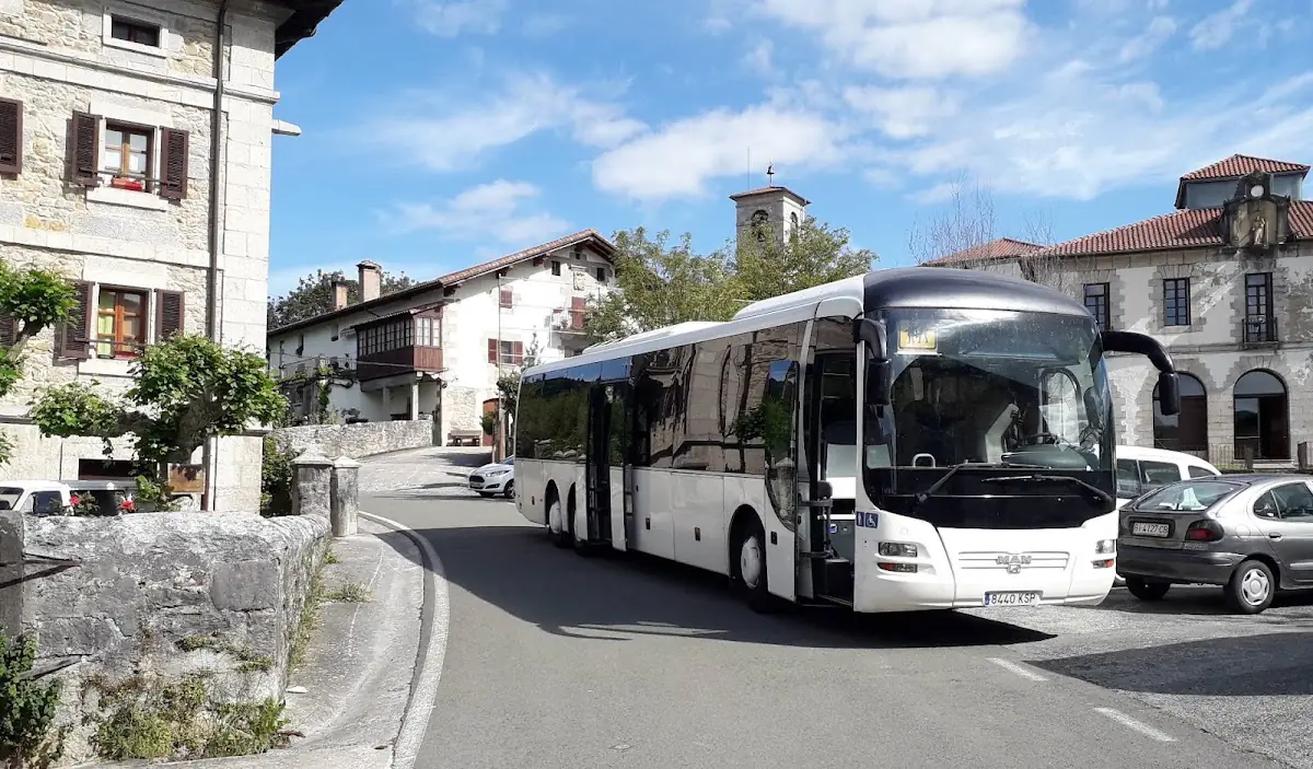 Autobusa Mikrobusa Ugarte