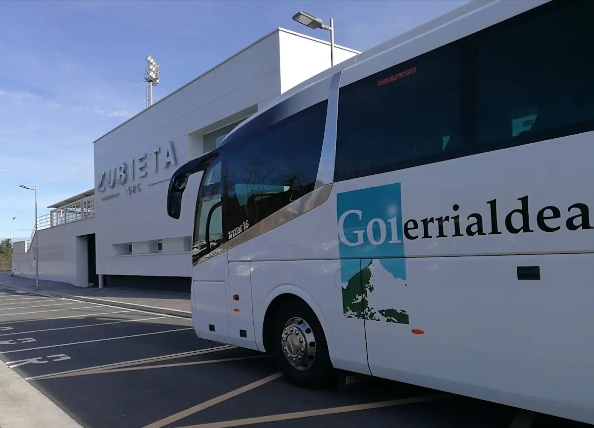 Goierrialdea Autobusak foto 2
