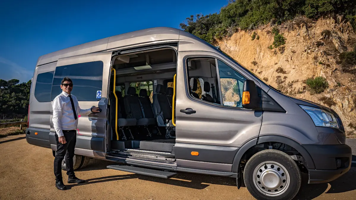Minibuses Noa