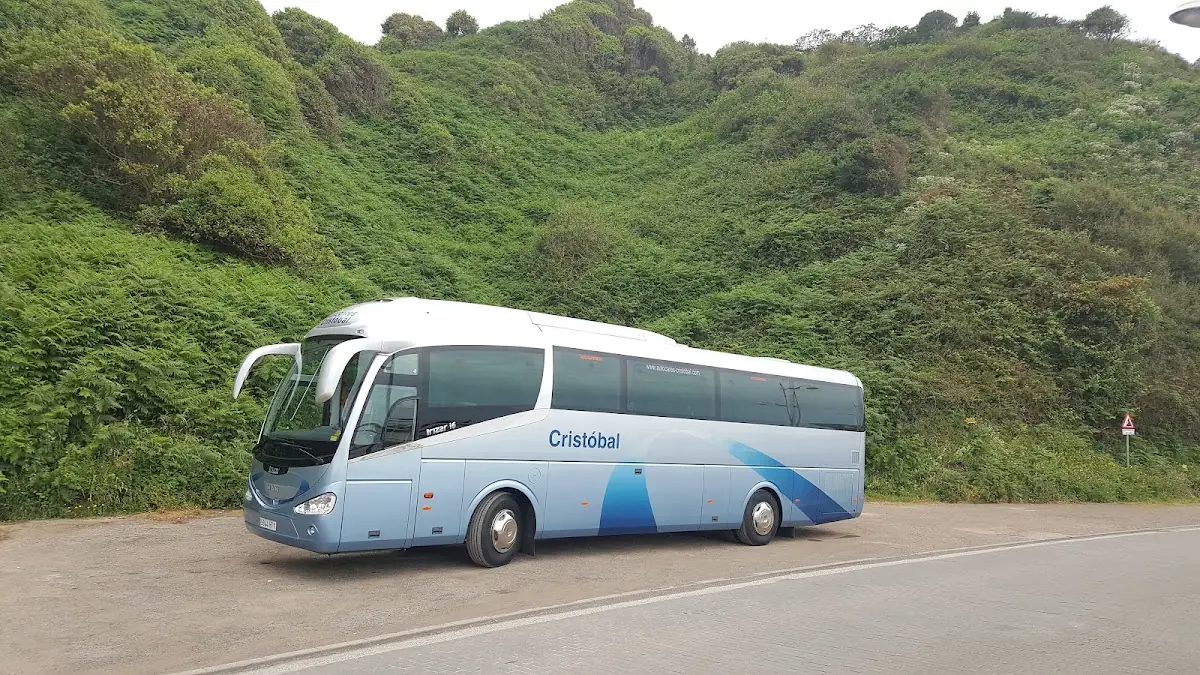 AUTOCARES CRISTOBAL