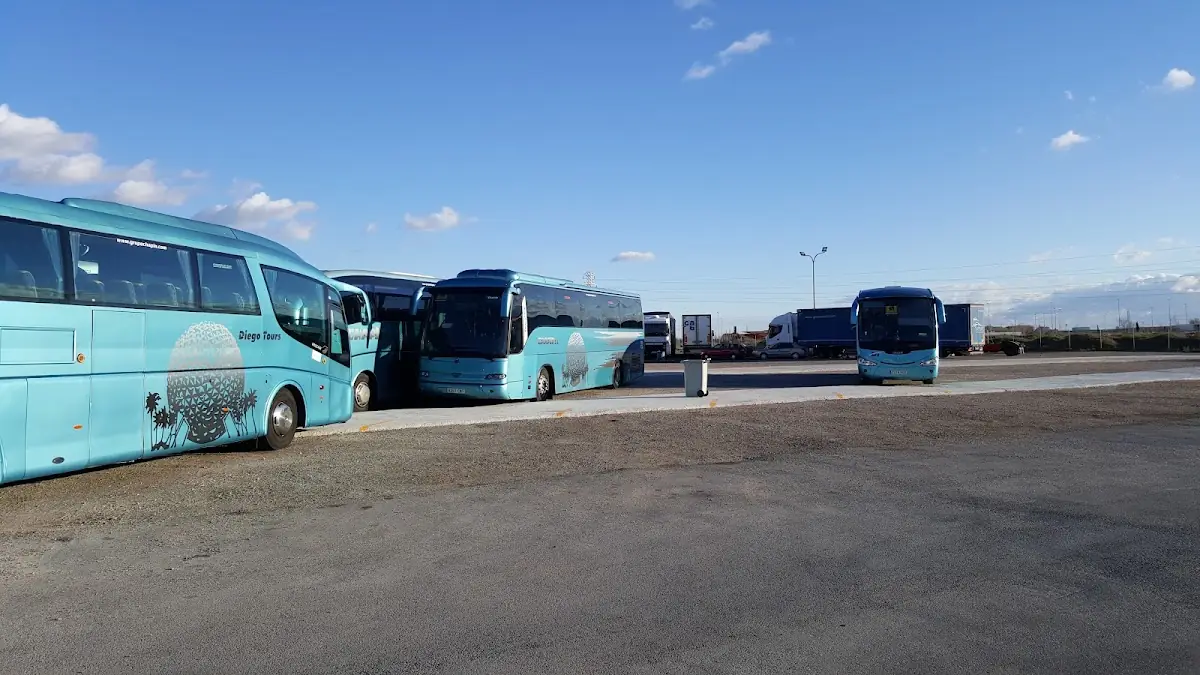 Autocares Alinsabus foto 2