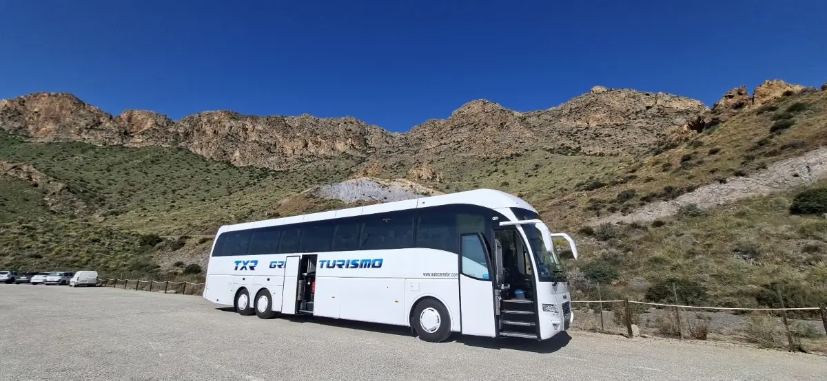 Autocares TXR foto 2
