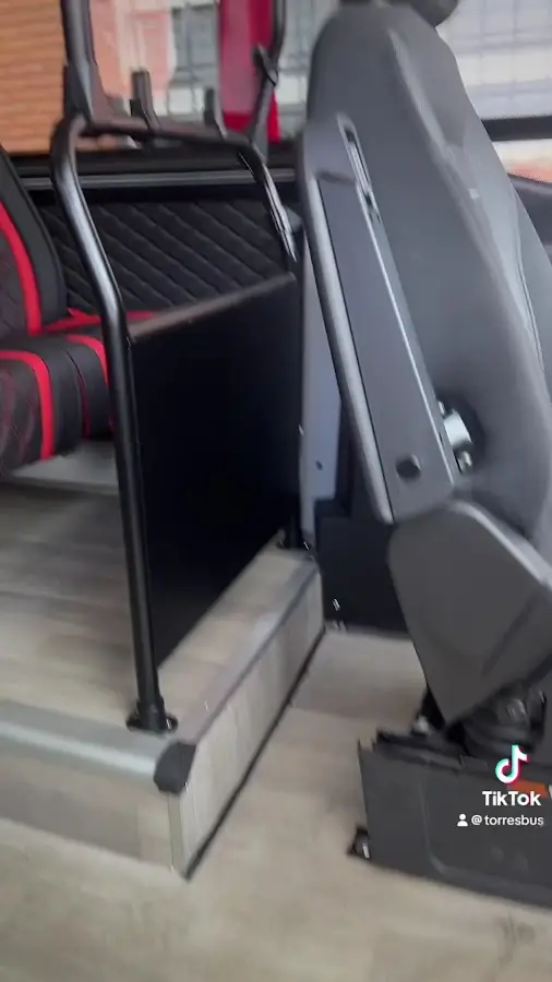 Torres Bus foto 2