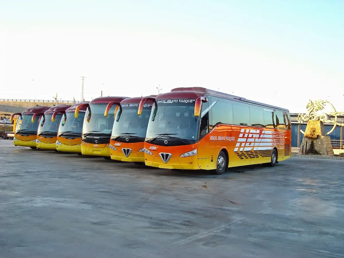 Autobuses y Microbuses Hermanos Bravo Vázquez foto 4