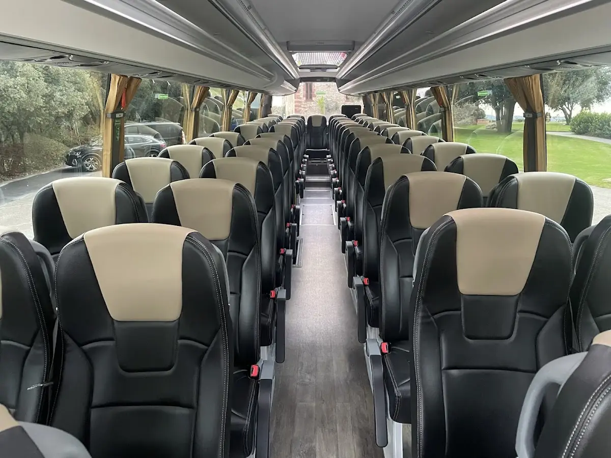 Autocares Vista Bus foto 2