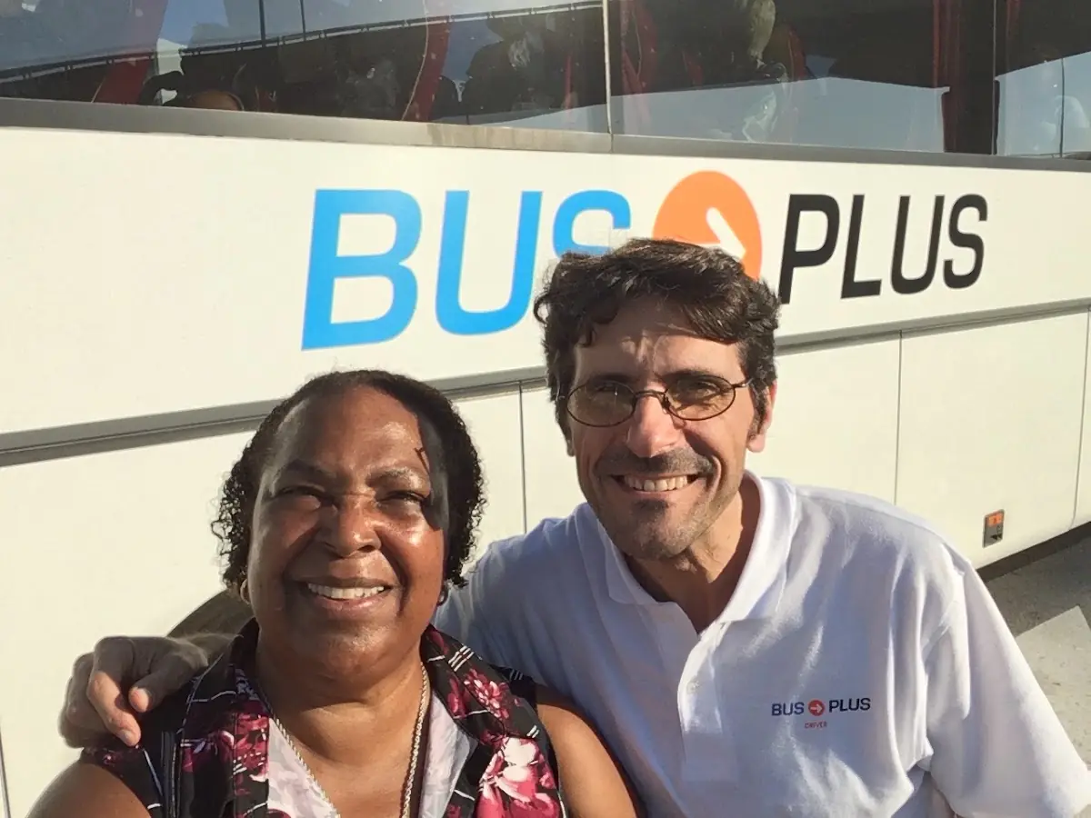 BUS PLUS foto 2
