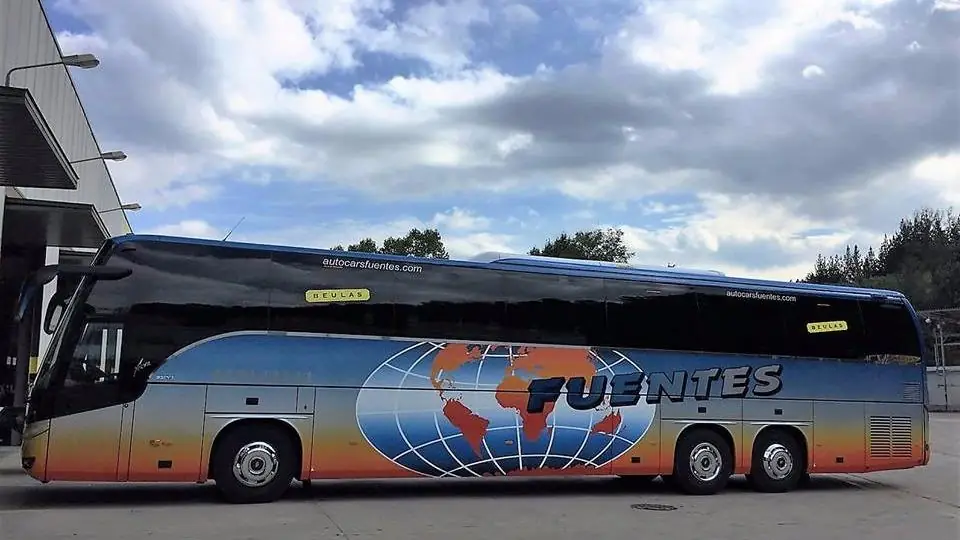 Fleet and Goo Minibus foto 4