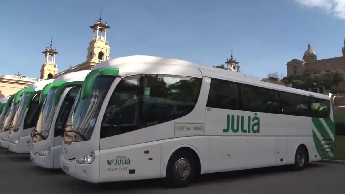 Autocares Julià Barcelona foto 2