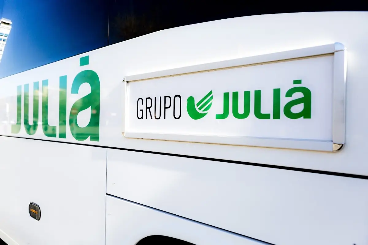 Autocares Julià Barcelona foto 3