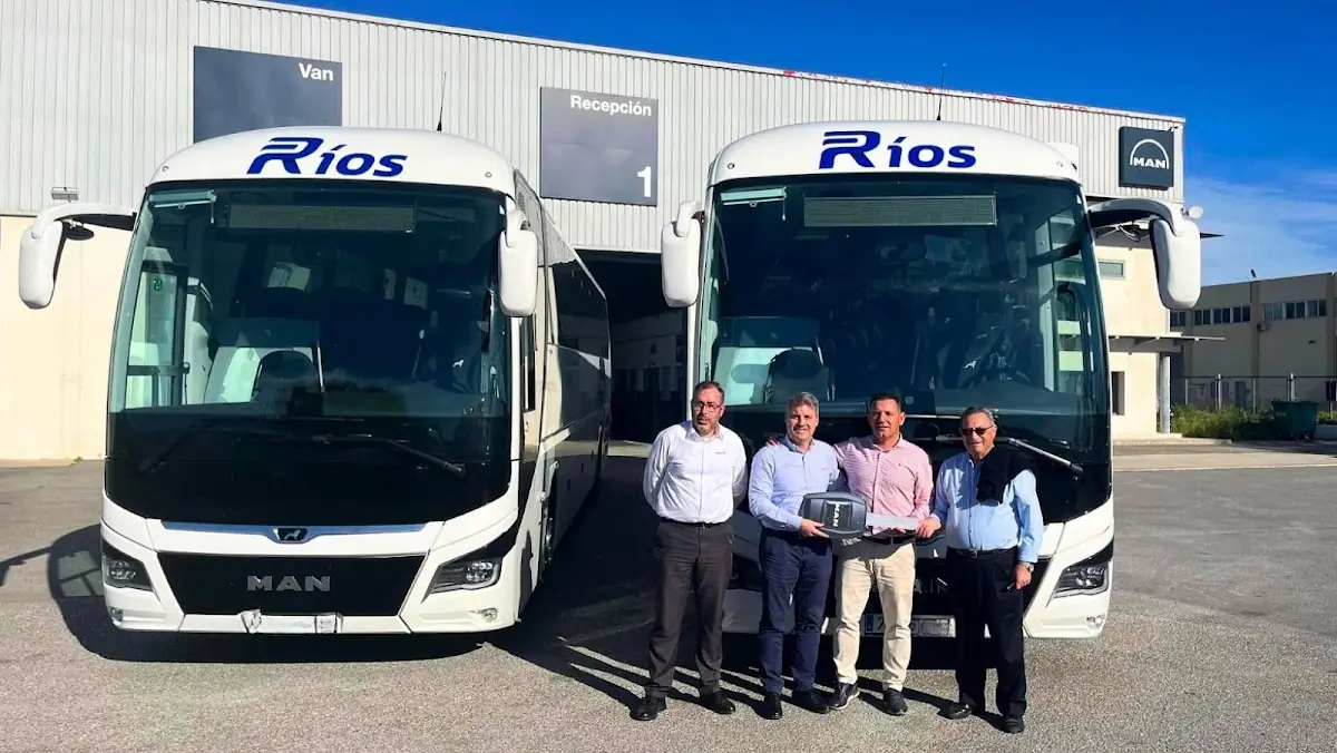 Rios Autocares foto 2