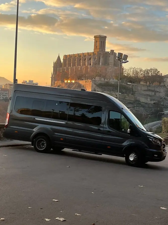 BarcelonaMinibus.es → Minibús Barcelona foto 2