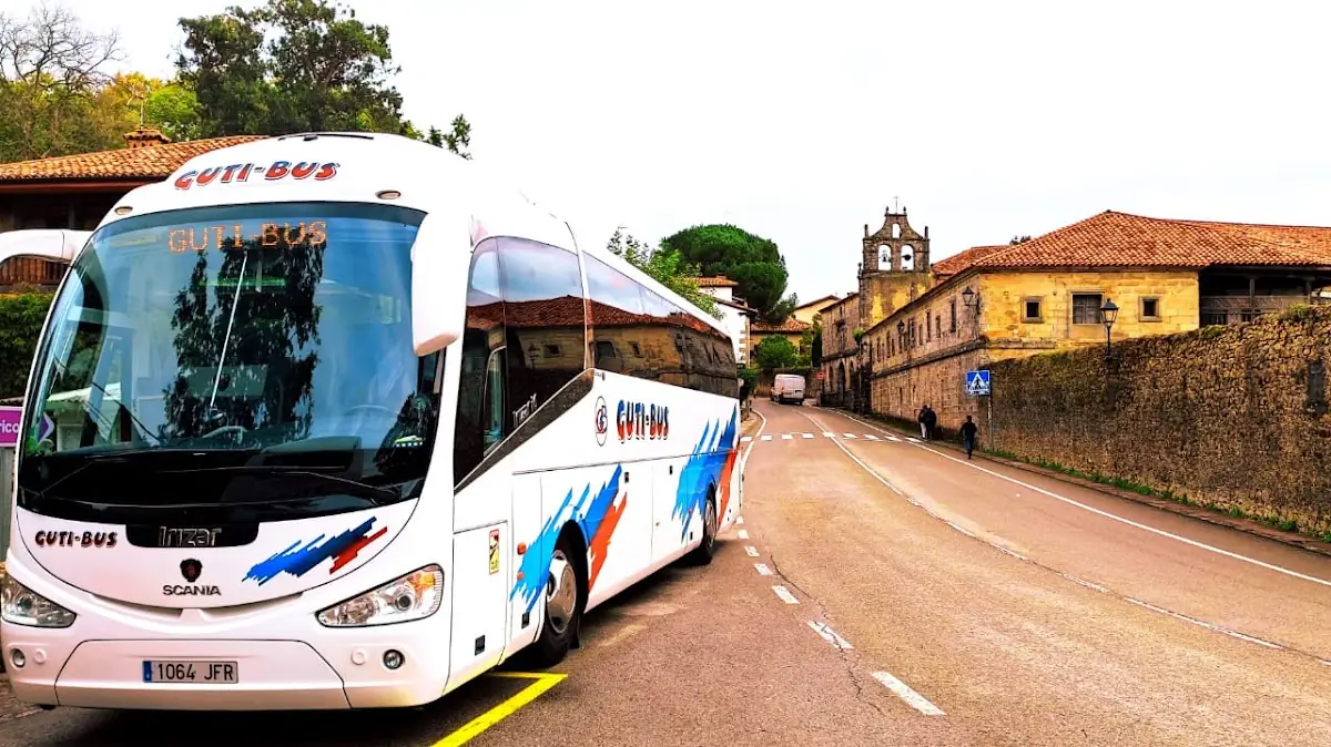 GOIKO AUTOBUSAK S.L foto 5