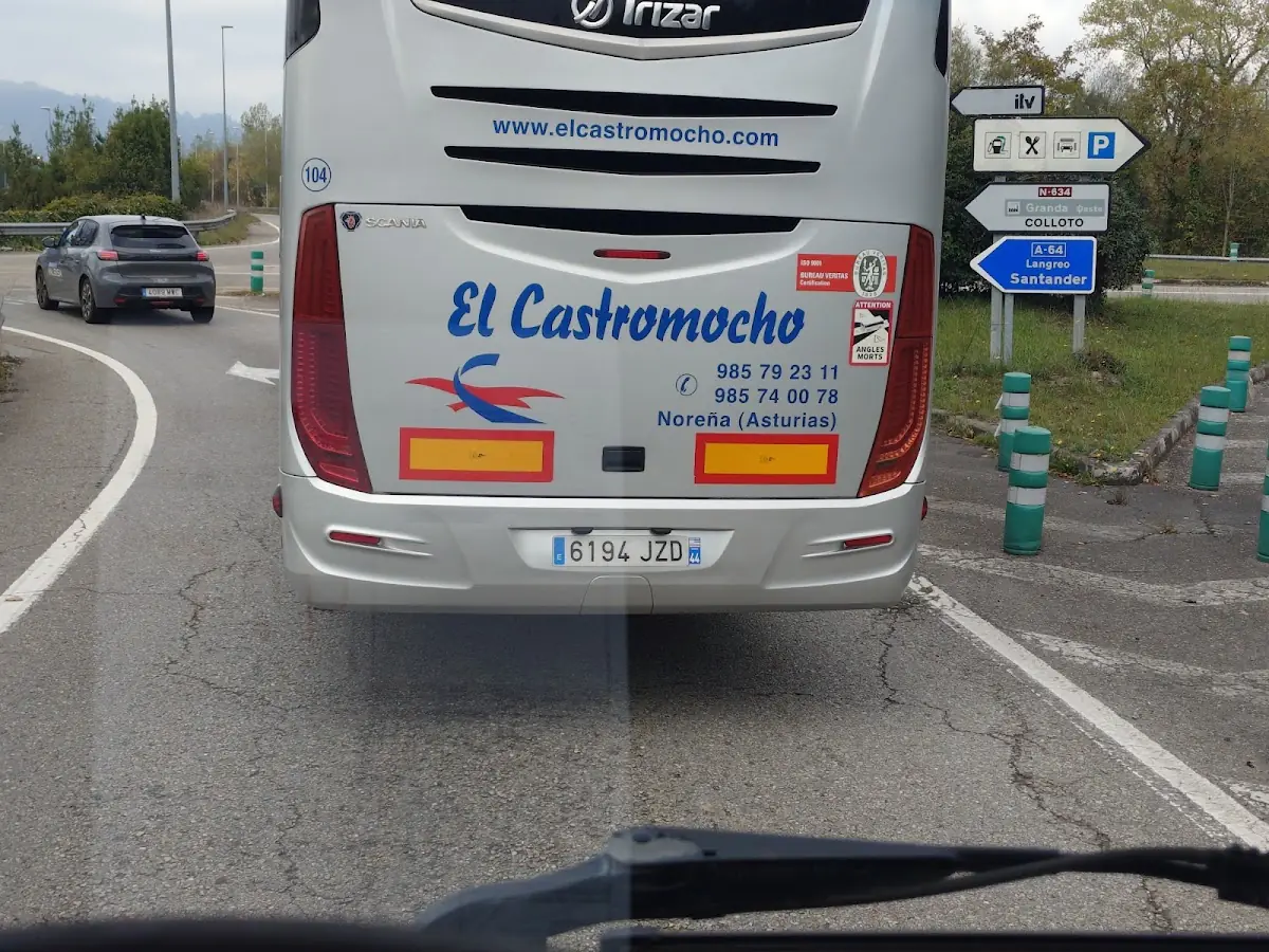 Autocares Héctor foto 4