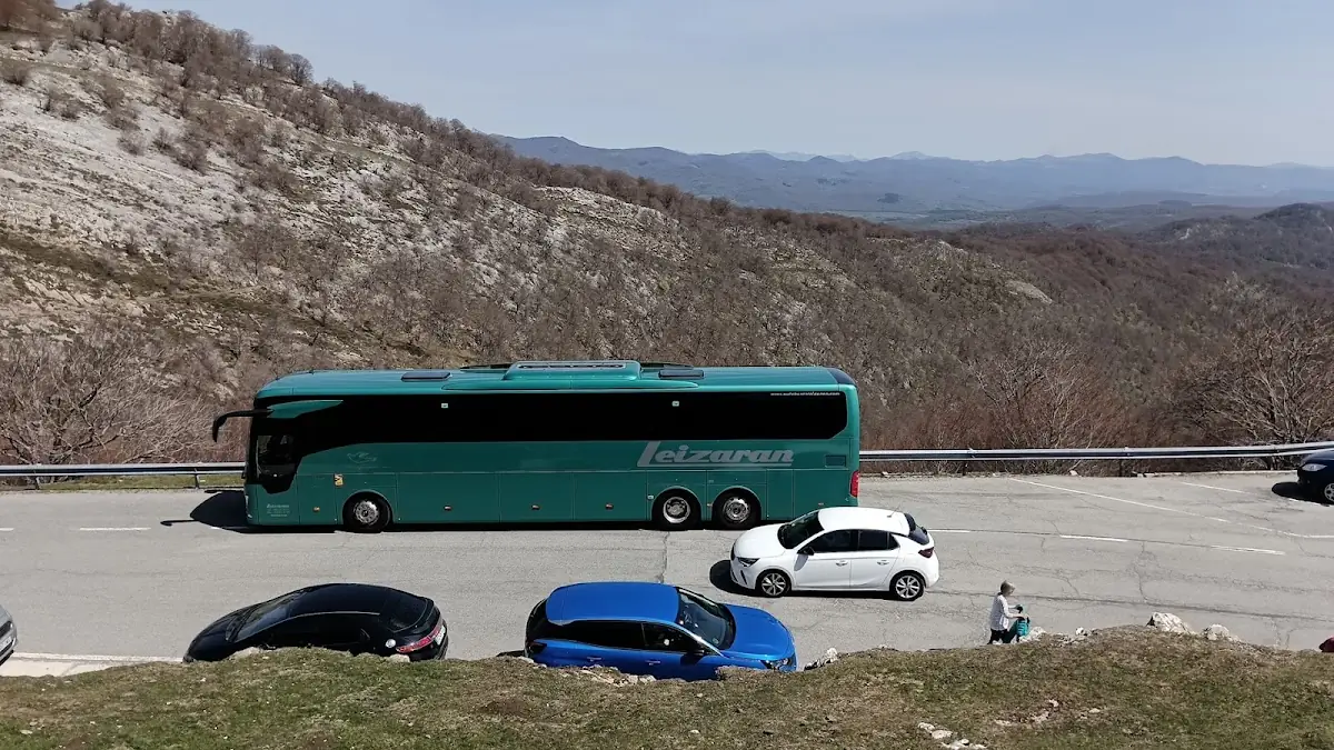 Autocares Oroz foto 4