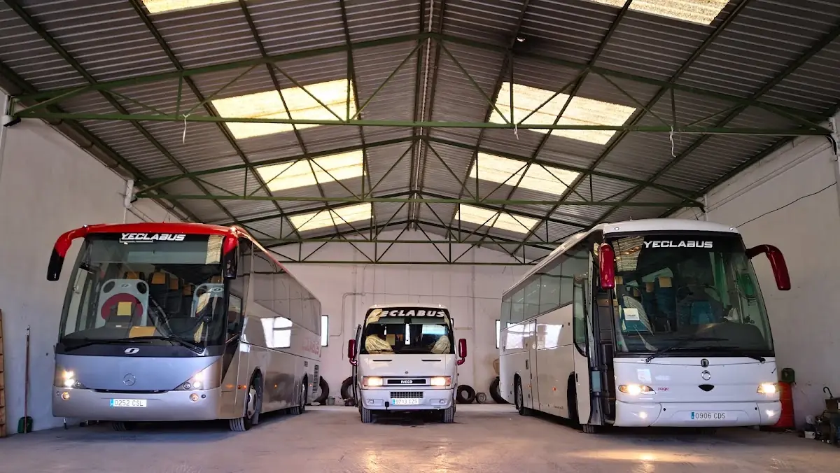 Autocares Yeclabus foto 3