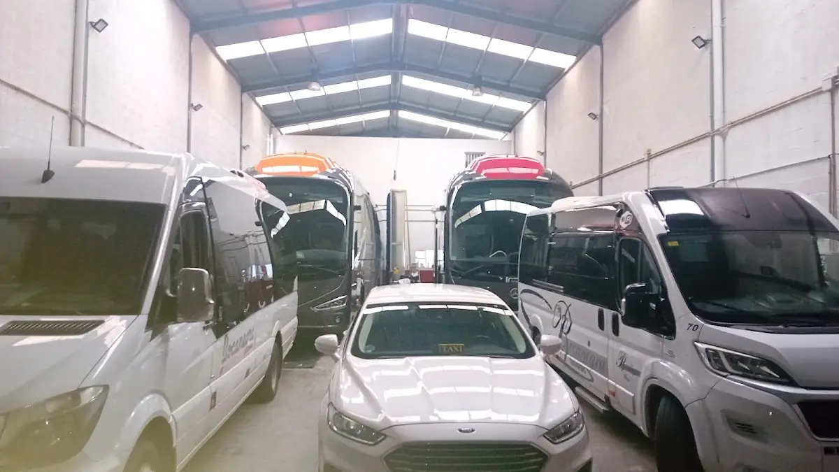 SURBUSES Autocares Autobuses microbuses