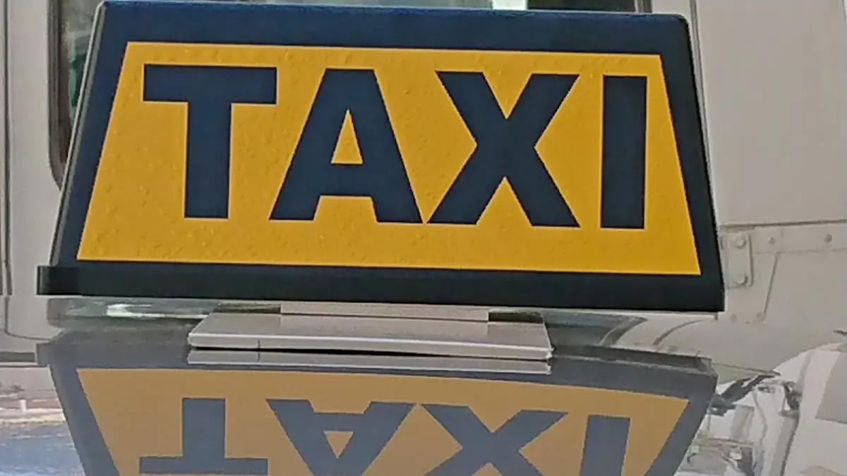 Taxis y Autocares Morante Bus foto 3