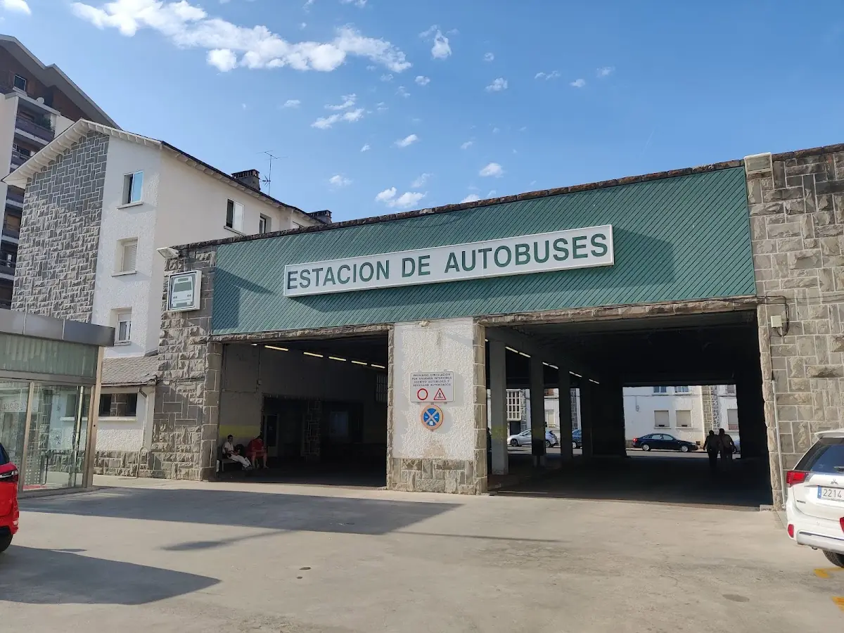 Autocares Esteban foto 3